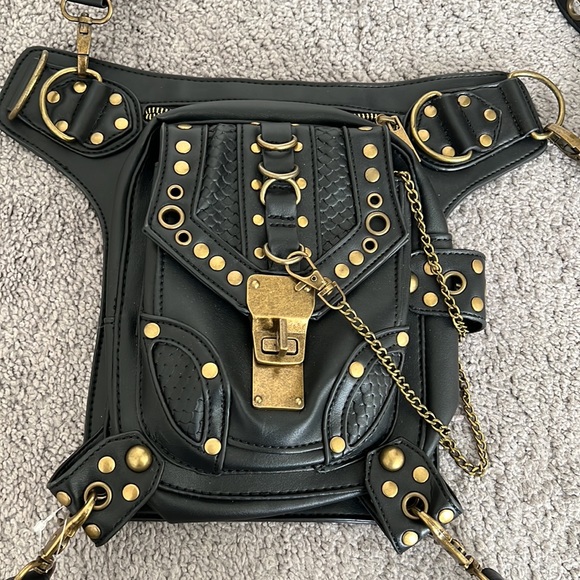 Steampunk Vegan Leather Pack Holster Bag Satchel - Picture 4 of 10